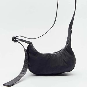 BAGGU Mini Nylon Crescent Bag